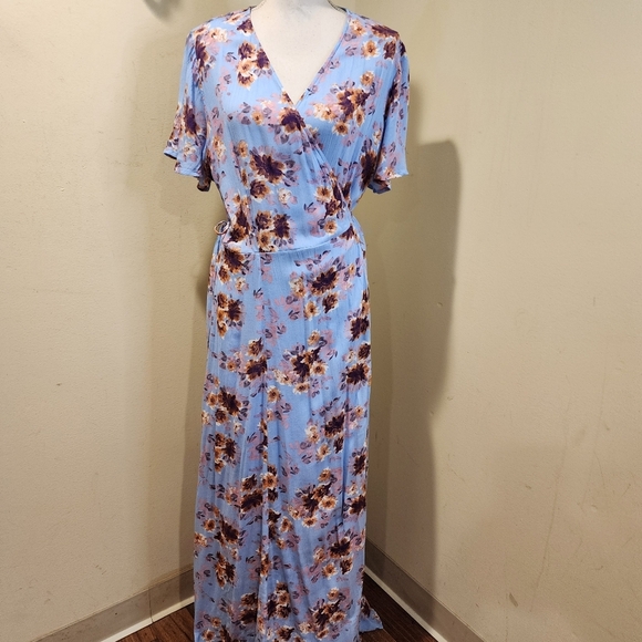 Mia & Tess Light Blue Floral Wrap Maxi Dress size XL - Picture 2 of 10